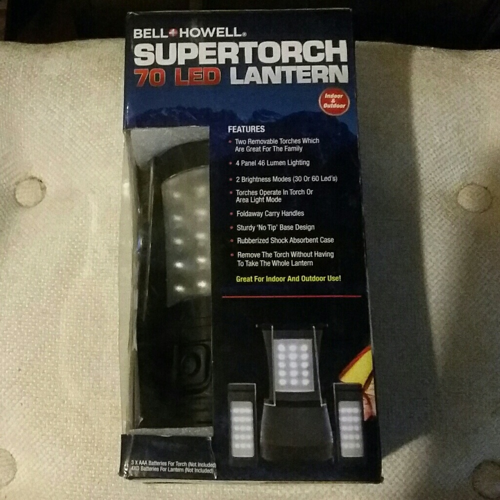 NWT BELL + HOWELL SUPER TORCH 70 LED LANTERN